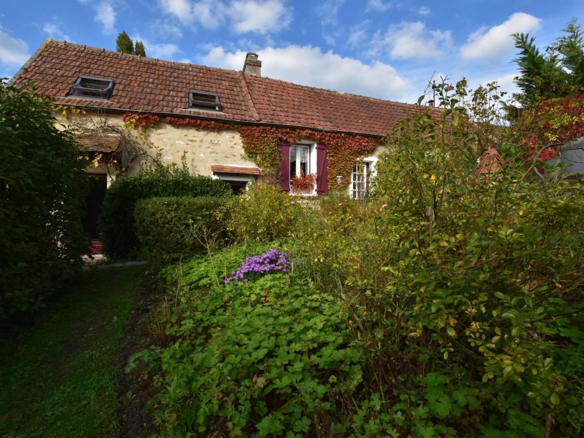 Charming Holiday Home Mézy-Moulins Exterior foto