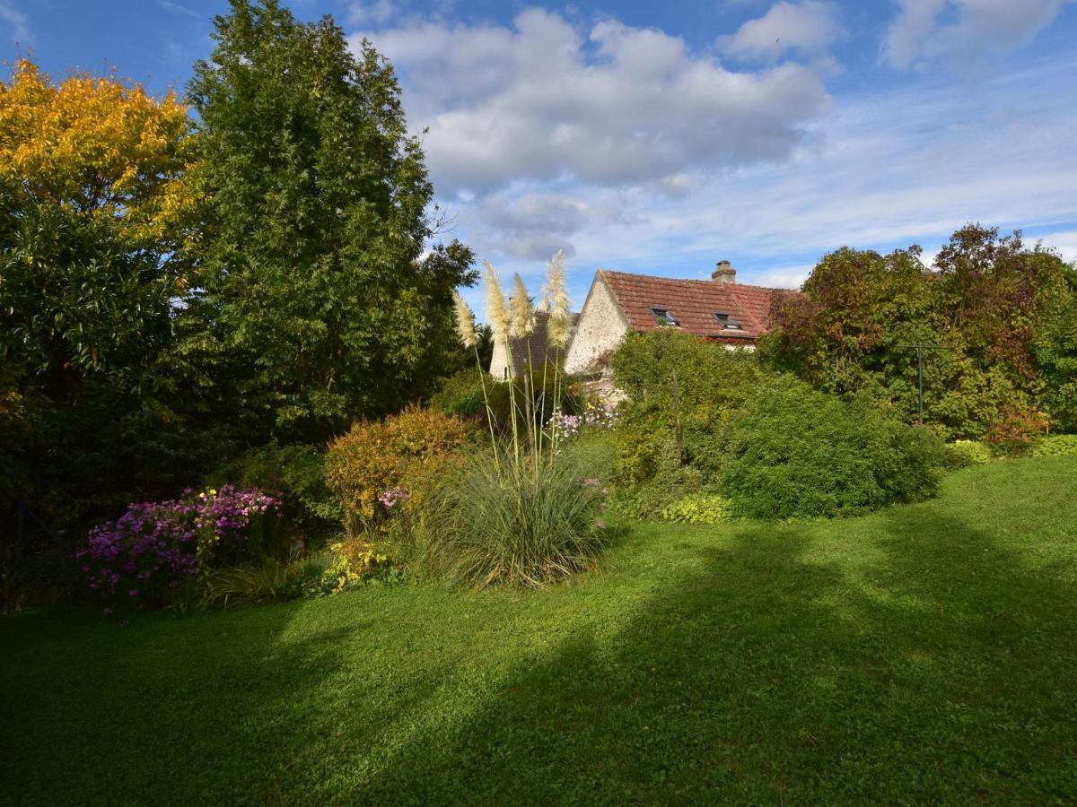 Charming Holiday Home Mézy-Moulins Exterior foto